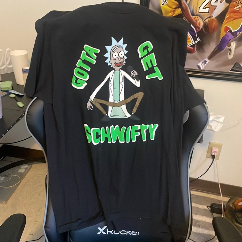 XL BLACK RICK AND MORTY “gotta get schwifty” T-SHIRT